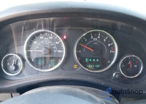 2017 Jeep Wrangler Unlimited Sahara 4X4 из США, поврежденный, VIN 1C4HJWEG6HL732149